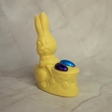 Bunny Pushing Cart - White Chocolate
